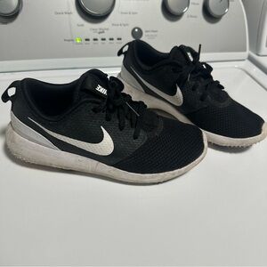 Nike golf shoes